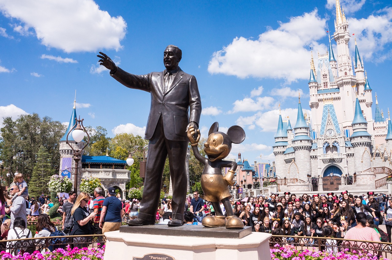 disney, florida, magic kingdom Partners Statue